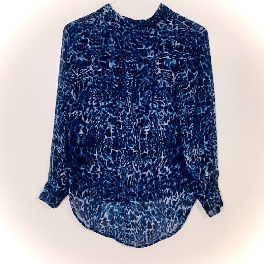 TWO BY VINCE CAMUTO Leopard Print Blouse, Blue/Gray/Black, Small, EUC (PM-33)